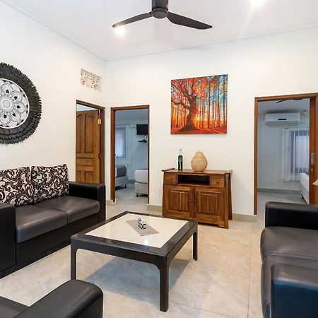Villa Yati Seminyak Eksteriør bilde